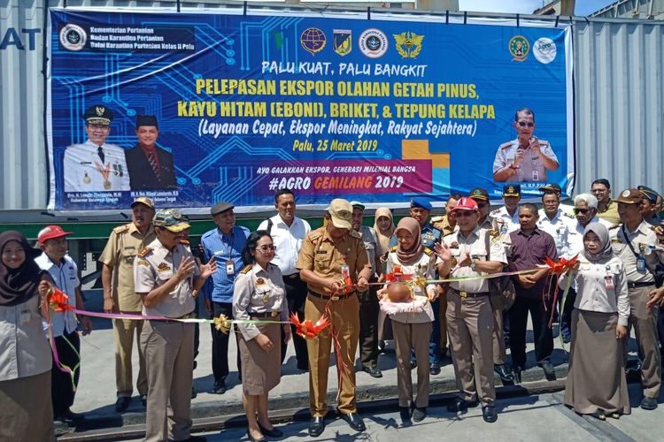 Sekarang Ekspor kelapa olahan dari Kota Palu bisa langsung ke negara tujuan tanpa harus lewat Surabaya, Senin (24/3/2019)