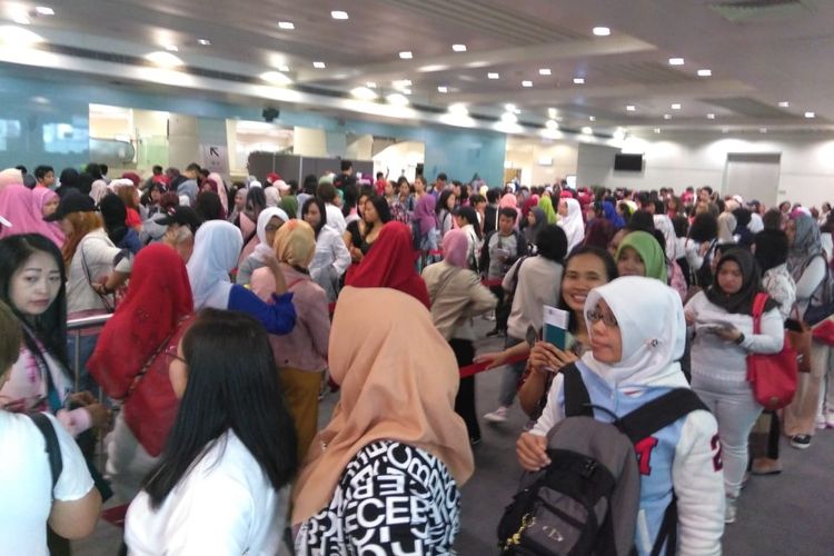 Suasana pencoblosan untuk pemilu 2019 di Queen Elizabeth Stadium, Hong Kong. (Wahyu Susilo, Direktur Migrant Care)