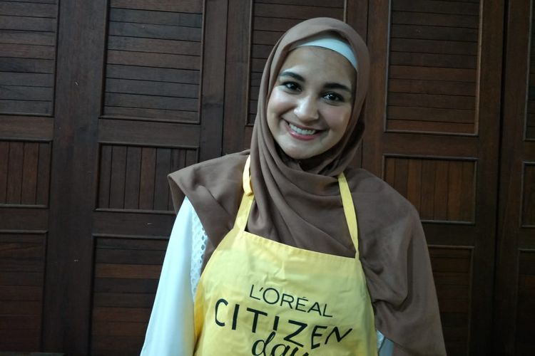 Shireen Sungkar saat ditemui dalam acara Loreal Citizen Day di Taman Wisata Mangrove, Pantai Indah Kapuk, Jakarta Utara, Selasa (25/6/2019).