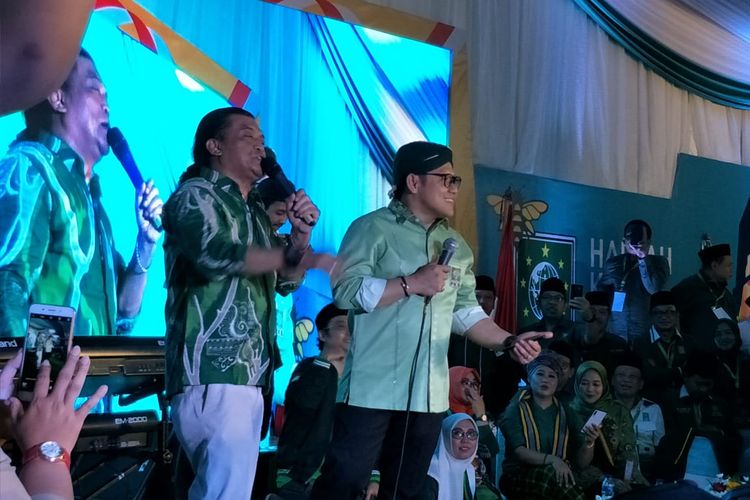 Penyanyi campursari Didi Kempot tampil dalam acara peringatan ulang tahun ke-21 Partai Kebangkitan Bangsa di Kantor DPP PKB di Jakarta, Selasa malam (23/7/2019).