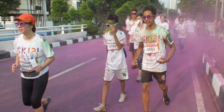 SMAK IPEKA Puri Indah menggelar Skipi Color Run 5K, yakni ajang lari sekaligus donasi untuk Palang Merah Indonesia (PMI), Sabtu (4/11/2017).