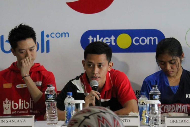 Pebulu tangkis ganda putra Indonesia, Muhammad Rian Ardianto, saat menghadiri konferensi pers Djarum Superliga Badminton 2019, di Hotel Intercontinental, Bandung, Minggu (17/2/2019).