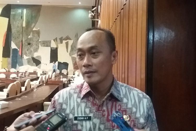 Direktur Jenderal Kependudukan dan Pencatatan Sipil Kementerian Dalam Negeri Zudan Arif Fakrullah di Kompleks Parlemen, Senayan, Jakarta, Kamis (23/11/2017).