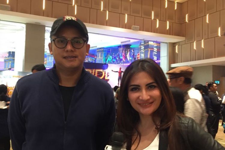 Natalie Sarah dan suaminya, Abdullah Rizal, menghadiri pemutaran perdana film Spider-Man: Homecoming di IMAX Gandaria City, Jakarta Selatan, pada Selasa (4/7/2017) malam.