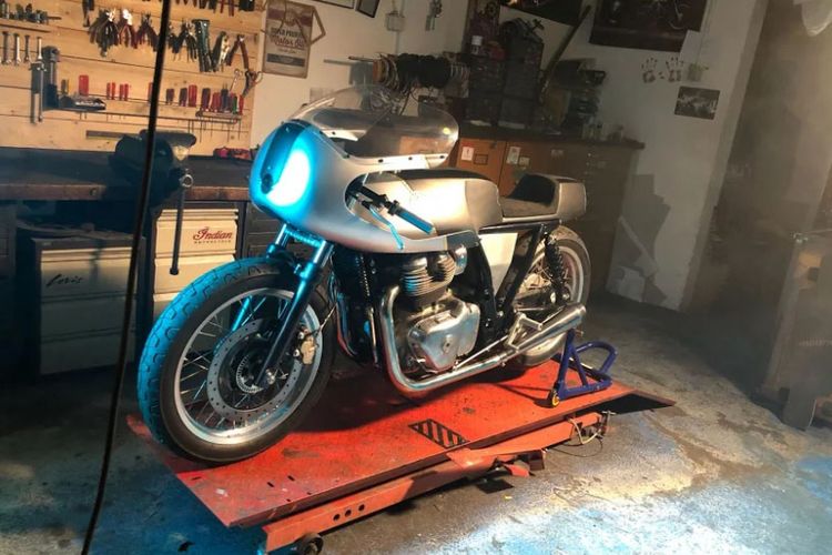 Royal Enfield Rohini karya Young Guns Custom menggunakan basis COntinental GT 650