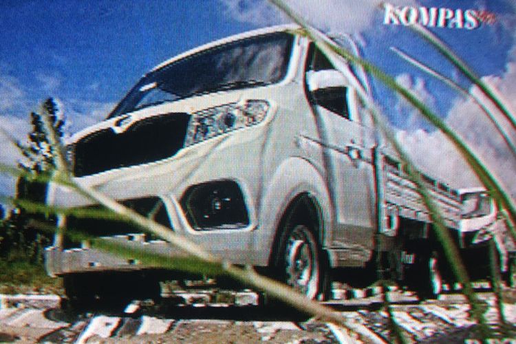 Mobil Esemka berjenis pikap mulai di produksi