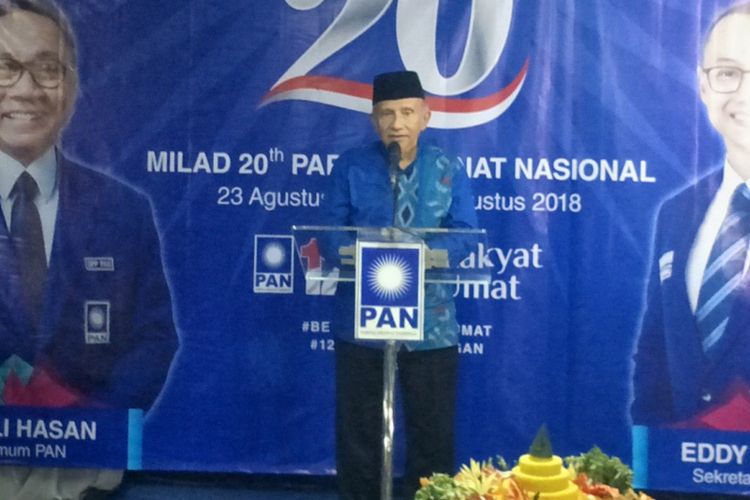 Ketua Dewan Kehormatan Partai Amanat Nasional (PAN) Amien Rais saat berpidato dalam perayaan milad PAN ke 20 di kantor DPP PAN, Jakarta Selatan, Kamis (23/8/2018).  