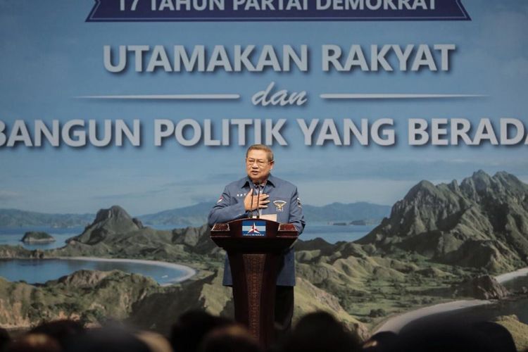 Ketua Umum Partai Demokrat Susilo Bambang Yudhoyono saat menyampaikan pidato politik memperingati 17 Tahun Partai Demokrat di Djakarta Theater, Jakarta, Senin (17/9/2018).