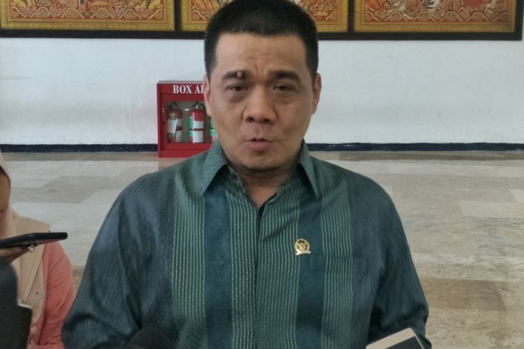 Ketua DPP Partai Gerindra Ahmad Riza Patria di Kompleks Parlemen, Senayan, Jakarta, Selasa (9/10/2018).