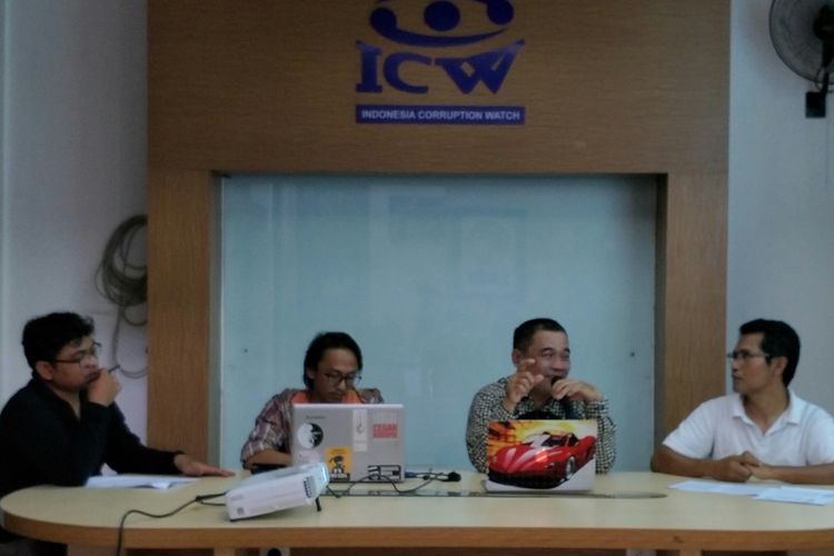 Konferensi pers ICW dan LKPP terkait dengan korupsi dipengadaan baran dan jasa, Jakarta, Minggu (25/2/2018)