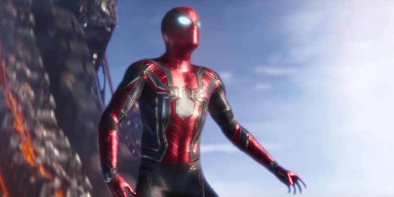 Kemunculam Spider-Man dengan kostum baru yang lebih canggih dalam Avengers: Infinity War.