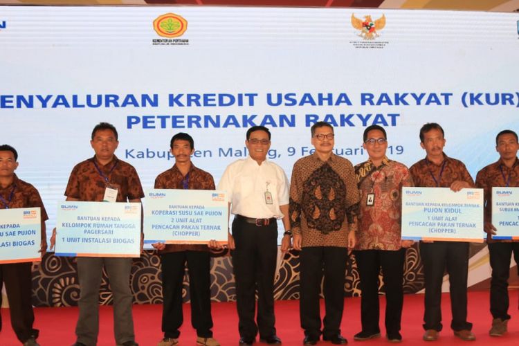 Bank BRI meluncurkan program Kredit Usaha Rakyat (KUR) Khusus Peternakan Rakyat di Lapangan Pandesari, Kecamatan Pujon, Kabupaten Malang, Sabtu (9/2/2019).
