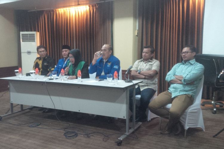 Partai Demokrat (PD), Partai Persatuan Pembangunan (PPP), Partai Amanat Nasional (PAN), Partai Kebangkitan Bangsa (PKB) dan Partai Hanura sepakat untuk berkoalisi di Pilkada Jawa Barat 2018 mendatang. 