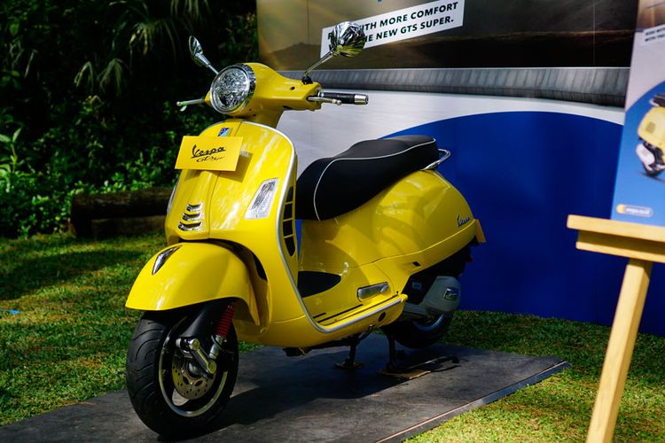 Menjajal Vespa GTS Super 150 terbaru