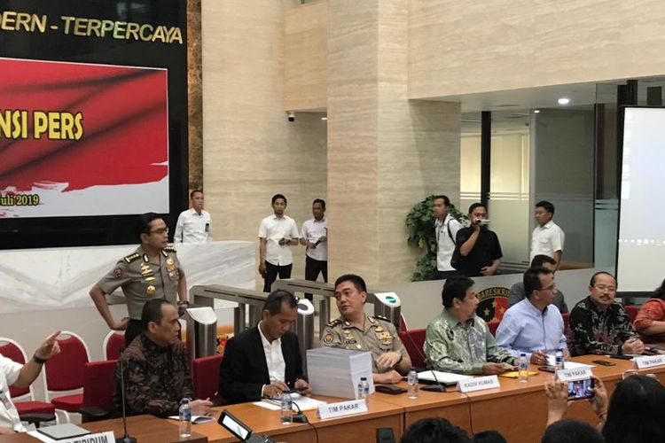 Konferensi pers hasil investigasi Tim Gabungan Pencari Fakta (TGPF) kasus Novel Baswedan di Gedung Bareskrim Polri, Jakarta Selatan, Rabu (17/7/2019).