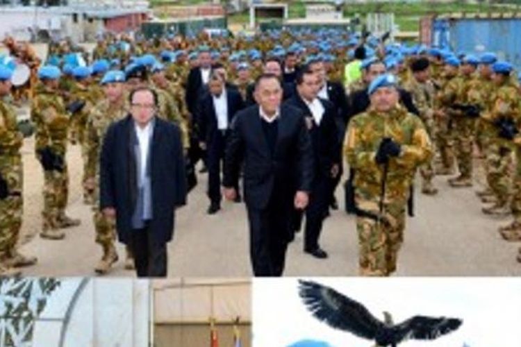 Menteri Pertahanan Ryamizard Ryacudu saat mengunjungi pasukan perdamaian di Lebanon.