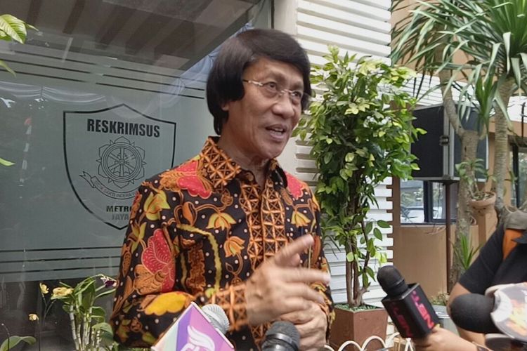 Kak Seto saat diwawancarai di Polda Metro Jaya, Jakarta Selatan, Jumat (25/8/2017).