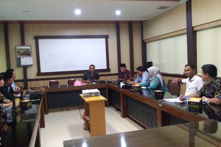 Komisi A DPRD Banyumas, Jawatengah, menggelar rapat koordinasi dengan Dinas Kesehatan dan RSUD Banyumas