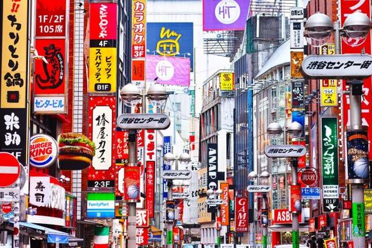 Wisatawan yang transit di Narita Airport, Tokyo bisa memilih city tour dengan dua opsi yakni sightseeing dan shopping. 