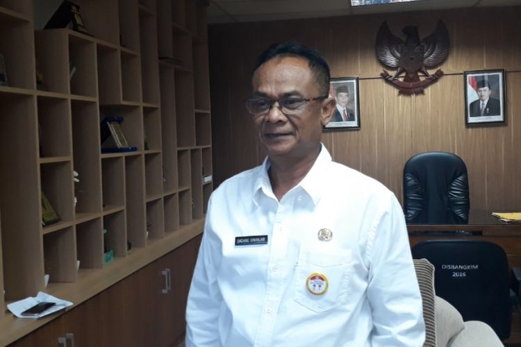 Kepala Dinas Perumahan, Kawasan Permukiman dan Pertanahan (Disperkimtan) Kota Bekasi Dadang Ginanjar, Rabu (16/1/2019). 