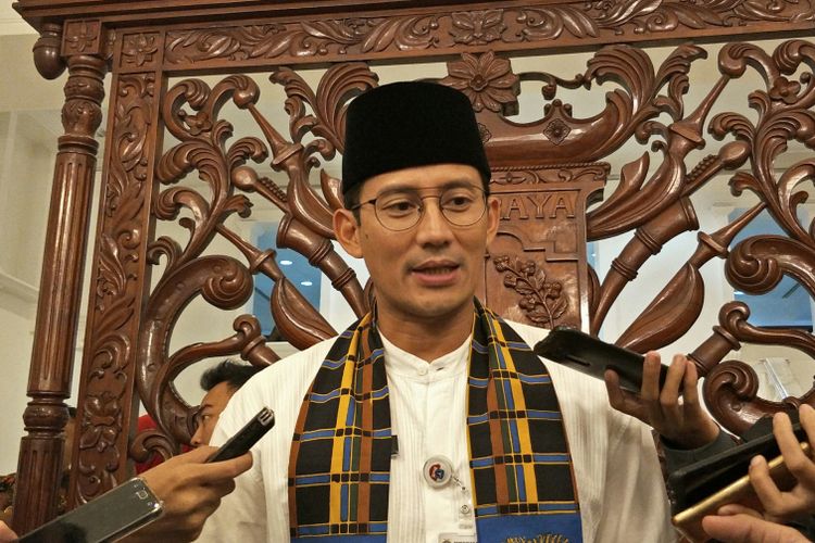 Wakil Gubernur DKI Jakarta Sandiaga Uno di Balai Kota DKI Jakarta, Jalan Medan Merdeka Selatan, Jumat (8/12/2017).