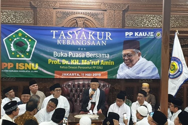 Calon wakil presiden yang juga penasihat PP ISNU, KH Maruf Amin saat menghadiri tasyakuran kebangsaan di Graha Alam, Condet, Jakarta, Sabtu (11/5/2019).