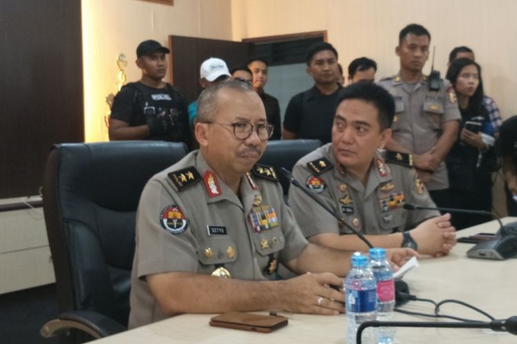Kepala Divisi Humas Mabes Polri Irjen Setyo Wasisto saat memberikan keterangan di Markas Korps Sabhara Baharkam, Depok, Rabu (9/5/2018).
