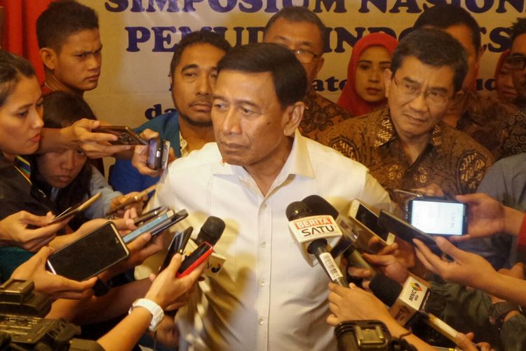 Menteri Koordinator Bidang Politik, Hukum dan Keamanan Wiranto saat ditemui di Hotel Aryaduta, Jakarta Pusat, Rabu (30/8/2017). 