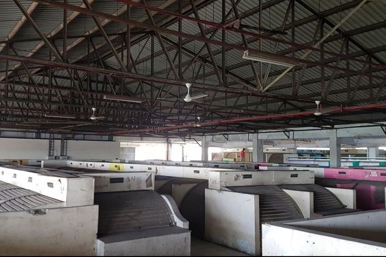 Kondisi Lantai 4 Pasar Blok G Tanahabang yang kosong dan tidak ada penjual sama sekali, Kamis (29/2/2019)