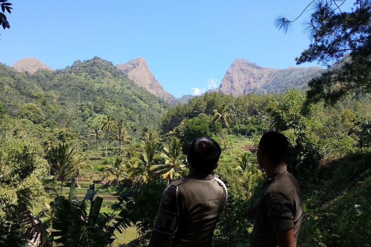 Bukit Piramid Gunung Argopuro Kabupaten Bondowoso, Jawa Timur, lokasi hilangnya Thoriq Rizki Maulidan, Warga Desa Sukowiryo Kecamatan Bondowoso.