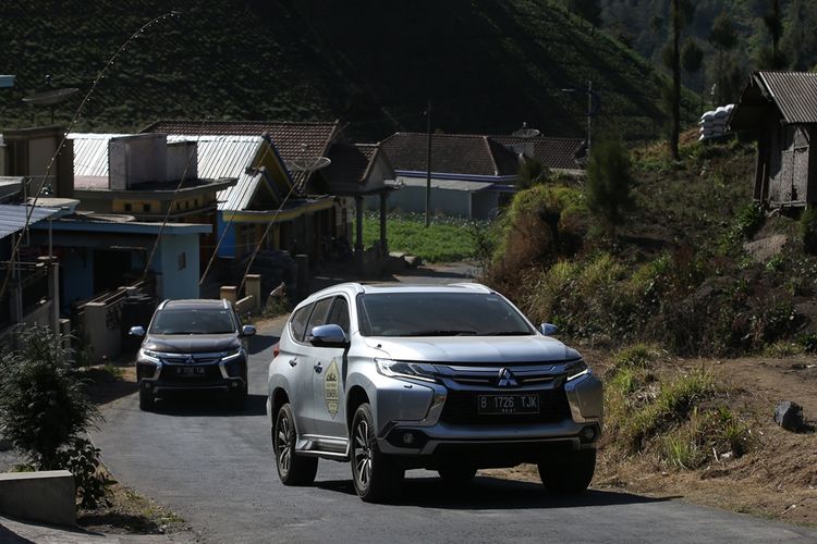 Mitsubishi Pajero Sport temani perjalanan tim ekspedisi Jejak Pendaki Semeru