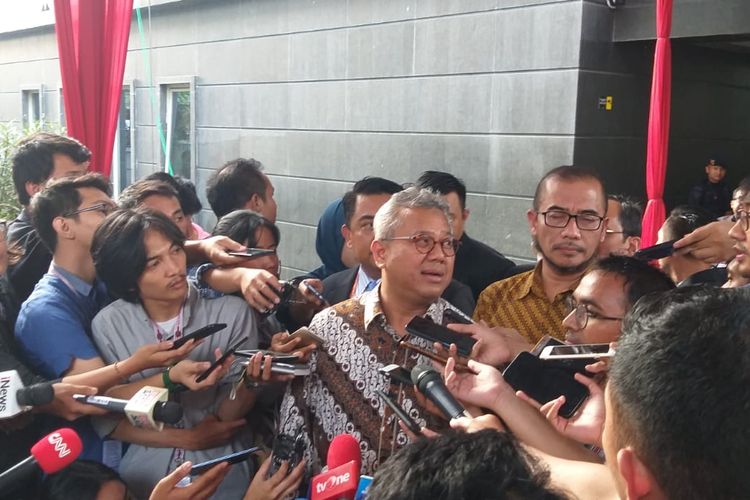 Foto Ketua KPU Arief Budiman di Gedung MK, Jakarta Pusat, Rabu (12/6/2019).