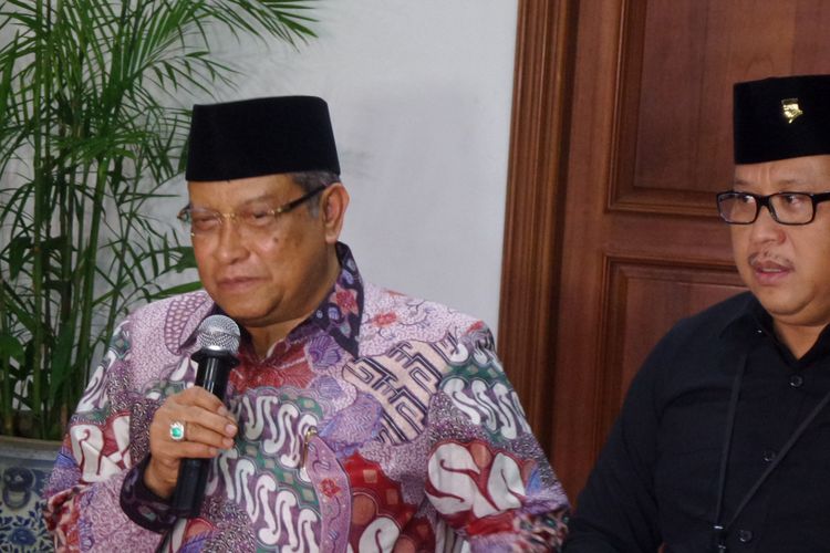 Ketua Umum PBNU Said Aqil Siradj dan Sekjen PDI-P Hasto Kristianto di kediaman Megawati Soekarnoputri, di Jalan Teuku Umar Jakarta, Sabtu (14/10/2017).