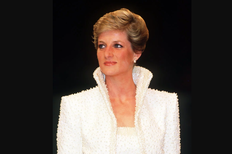 Putri Diana saat memakai Gaun Elvis yang ikonik