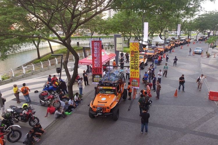 Sebanyak 40 kendaraan offroad milik peserta menjalani pemeriksaan menjelang ajang IOX 2017 Celebes di Sulawesi.