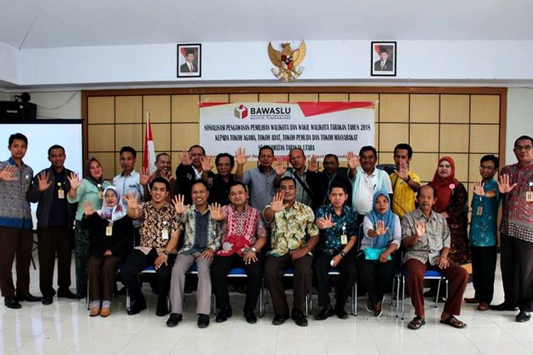 Panitia Pengawas Pemilu Kota Tarakan, Kalimantan Utara, mengancam akan menghentikan pengawasan terhadap tahapan Pilkada Tahun 2018 karena pemerintah Kota Tarakan belum mencarkan anggaran.