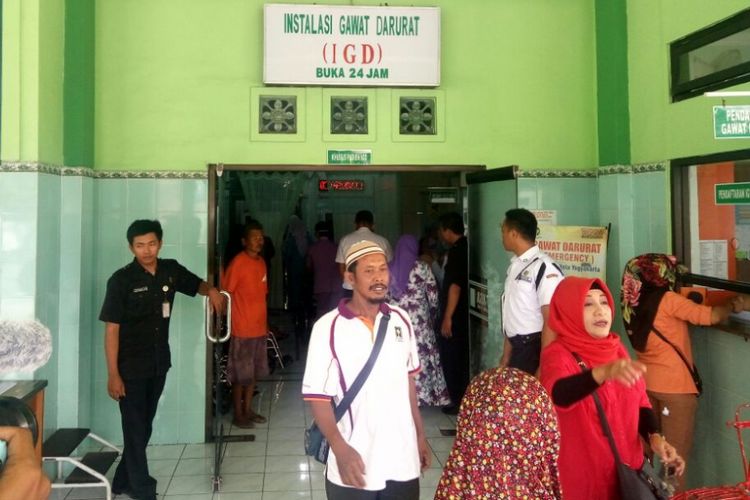 Situasi pintu IGD RSUD Wirosaban, Kota Yogyakarta
