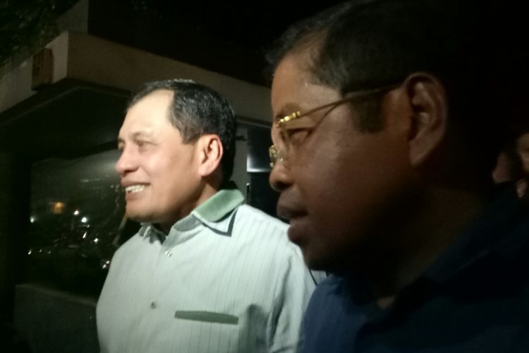 Ketua Harian Golkar Nurdin Halid dan Sekjen Golkar Idrus Marham