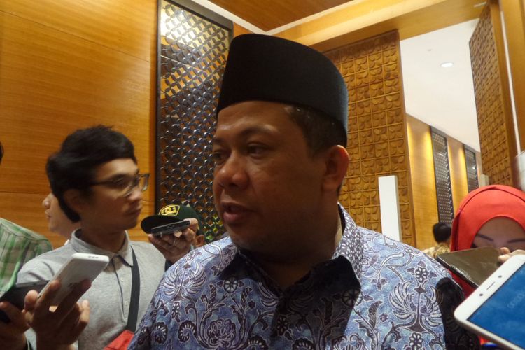 Wakil Ketua DPR RI Fahri Hamzah di Kompleks Parlemen, Senayan, Jakarta, Senin (14/8/2017).