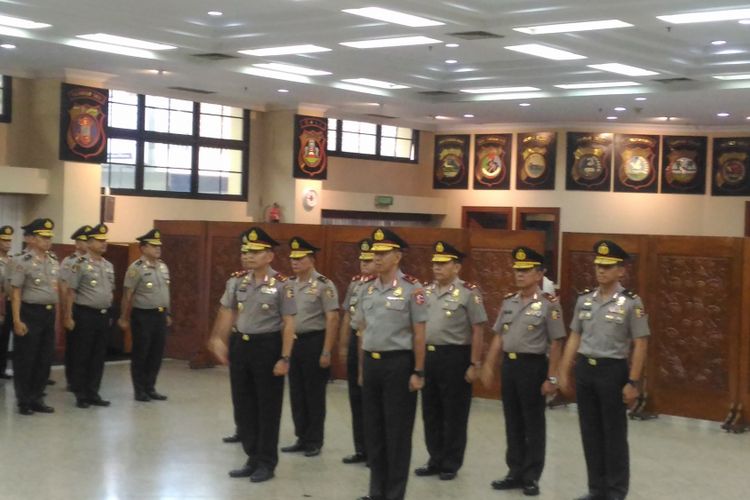 8 perwira tinggi mendapat kenaikkan pangkat di Gedung Rupatama Mabes Polri, Jakarta, Kamis (27/2/2019).