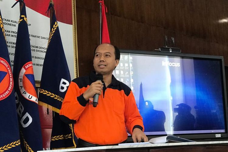 Kepala Pusat Data Informasi dan Humas Badan Nasional Penanggulangan Bencana (BNPB) Sutopo Purwo Nugroho dalam konferensi pers di Graha BNPB, Jakarta Timur, Selasa (7/8/2018).