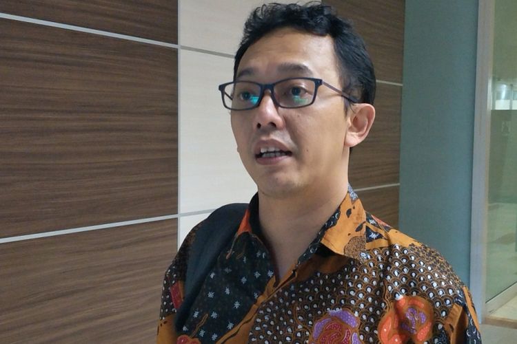 Komisioner Komnas HAM Beka Ulung Hapsara saat ditemui di Kompleks Parlemen, Senayan Jakarta, Senin (19/3/2018).