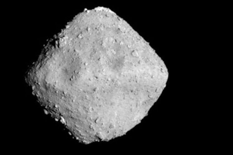 Asteroid Ryugu berhasil dibom Jepang.