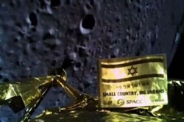 ilustrasi wahana antariksa Israel yang ggal mendarat di Bulan