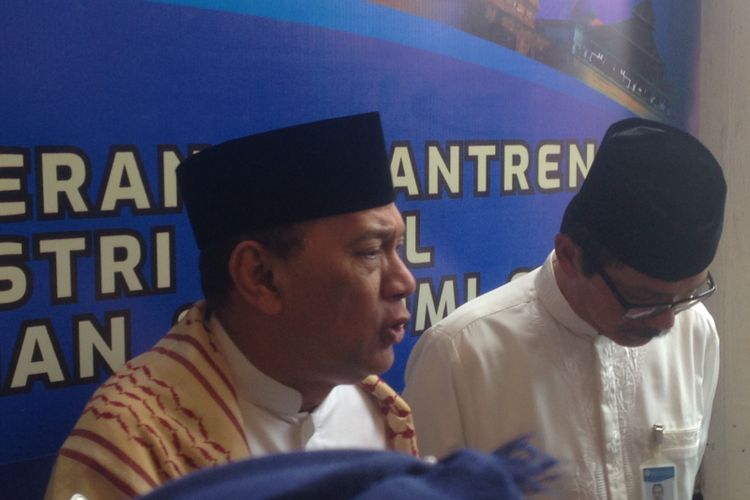 Gubernur Bank Indonesia Agus Martowardoyo di sela kegiatan Festival Ekonomi Syariah di Semarang, Rabu (2/5/2018).