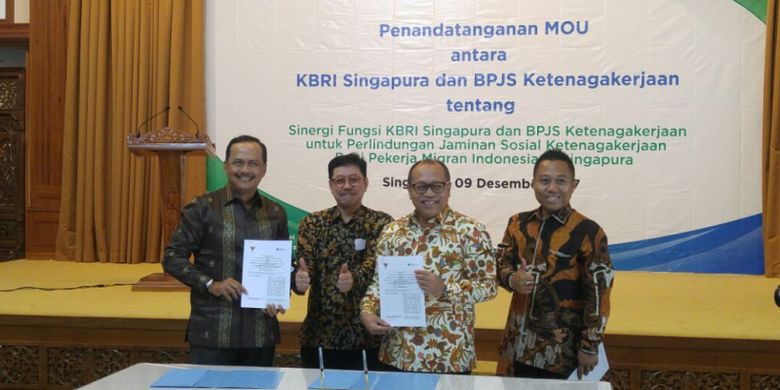 Badan Penyelenggara Jaminan Sosial (BPJS) Ketenagakerjaan melakukan kerja sama dengan Kedutaan Besar Republik Indonesia untuk memberi jaminan perlindungan bagi pekerja migran. Acara tersebut berlangsung di Kedutaan Besar Republik Indonesia di Singapura, Sabtu (9/12/2017).