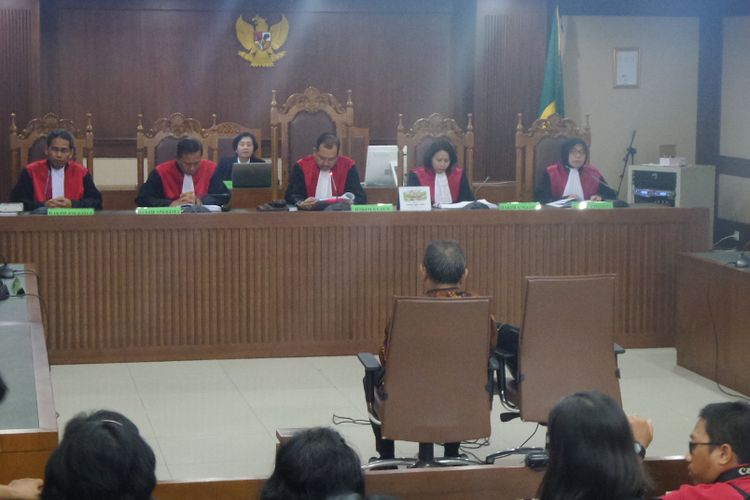 Sidang pembacaan vonis terhadap terdakwa Charles Jones Mesang di Pengadilan Tipikor Jakarta, Kamis (7/9/2017).