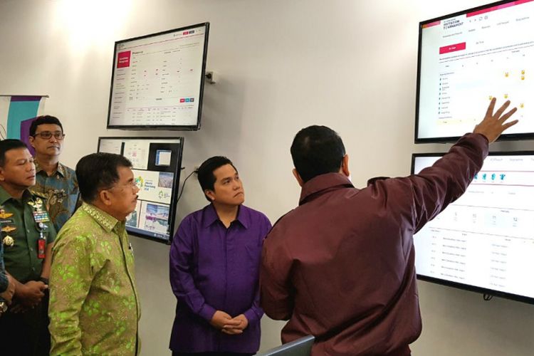 Wakil Presiden Jusuf Kalla melakukan kickoff peresmian beroperasinya Main Operation Center (MOC) yang berada di INASGOC Headquaters Wisma Serbaguna, Senayan, Rabu (31/1/2018). 