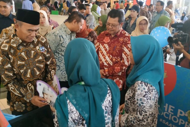 Mendikbud hadir memberi dukungan pada tumbuhnya semangat inovasi dan kewirausahaan dalam kegiatan FIKSI 2018 yang digelar di Yogyakarta, 1-6 Oktober 2018.