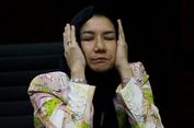 Bacakan Pledoi, Bupati Kukar Rita Widyasari Teringat Suami dan Tiga Anaknya